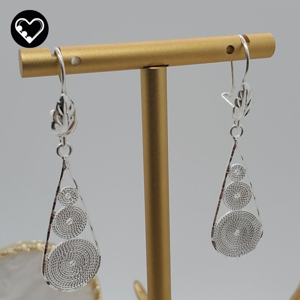 Drop earrings